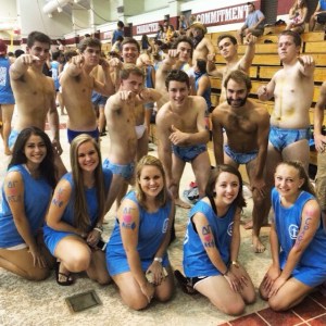 Alpha Sig anchor splash team!