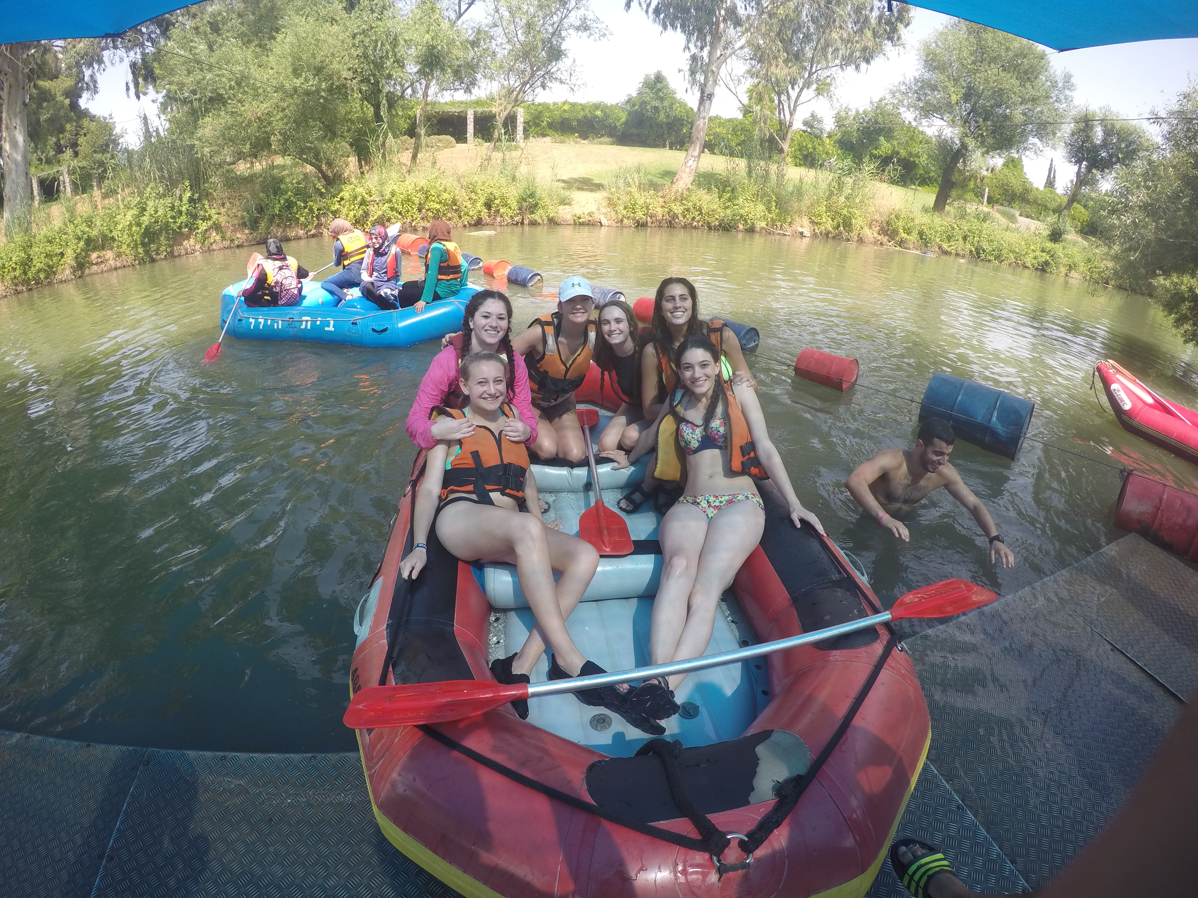 DCIM100GOPROGOPR3311.